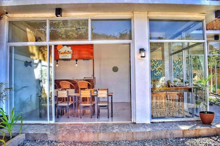 Frachette'S Bed & Breakfast Puerto Princesa Ngoại thất bức ảnh